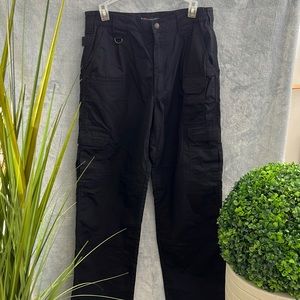 5.11 tactical series cargo pants size 30/30 for men